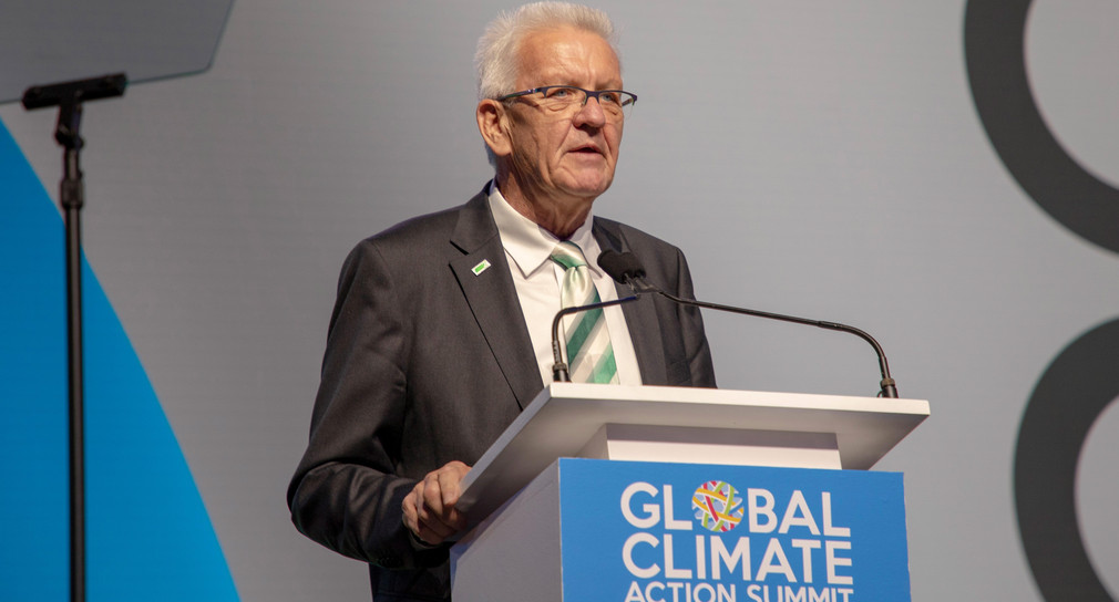 Ministerpräsident Winfried Kretschmann bei seiner Rede auf der internationalen Klimakonferenz Global Climate Action Summit (GCAS) in San Francisco (Foto: Staatsministerium Baden-Württemberg)