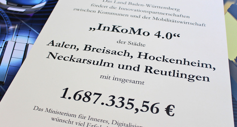 Urkunde über fast 1,7 Millionen Euro für fünf digitale Mobilitätsprojekte im Rahmen des Programms InKoMo 4.0.