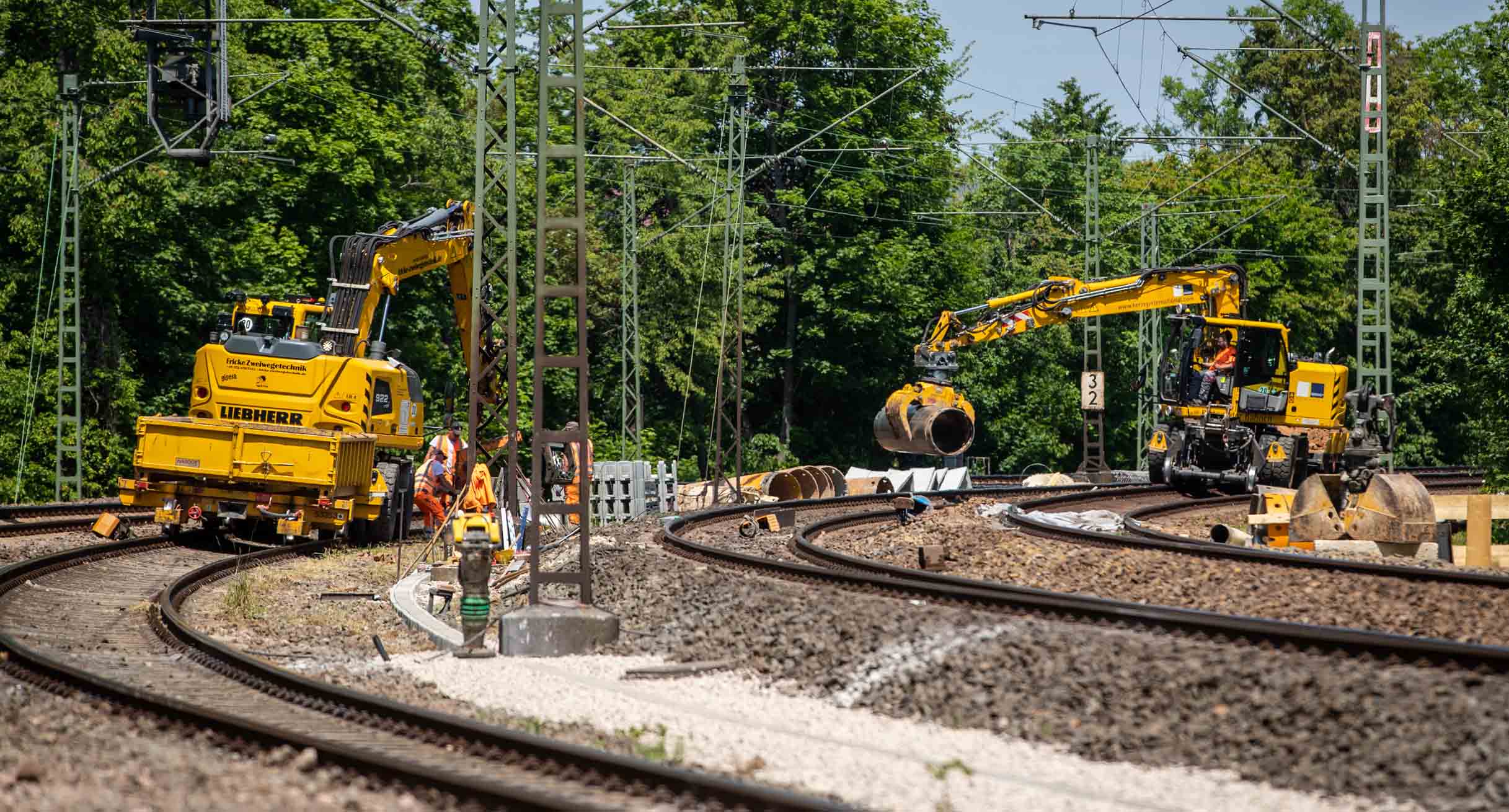 Bauarbeiten auf einer Bahnstrecke