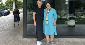 Präsidentin der Bildungsministerkonferenz (BMK), Mecklenburg-Vorpommerns Ministerin Simone Oldenburg und Kultusministerin Theresa Schopper