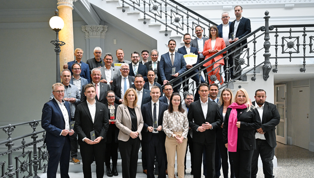 Auszeichnung der Gigabitkommunen mit Herrn Minister