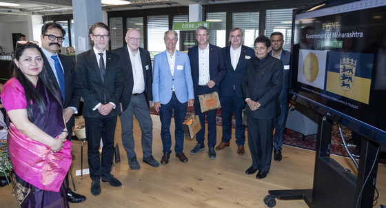Gruppenbild anlässlich der von Maharashtra eröffneten Repräsentanz in Stuttgart