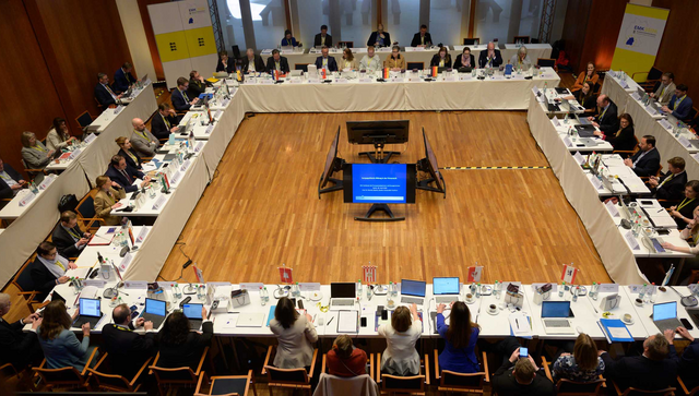 Blick in den Konferenzsaal anl&auml;sslich der 100. Sitzung der Europaministerkonferenz (EMK) in Berlin