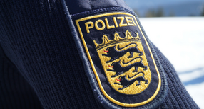 Wappen von Baden-W&uuml;rttemberg auf dem &Auml;rmel einer Polizeiuniform. (Bild: Innenministerium Baden-W&uuml;rttemberg)